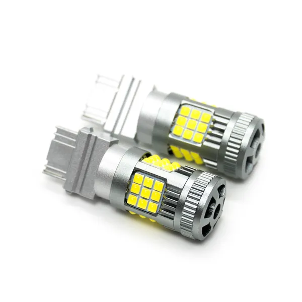 Автомобільні LED лампи NFL Flash 3156 White (2 шт.) 3