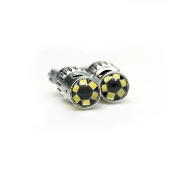 Автомобільні LED лампи NFL Shine 3157 White (2 шт.) 4